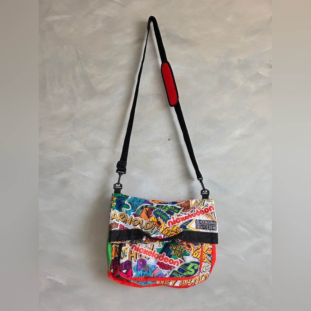 Nickelodeon Collage Messenger Crossbody Bag 2016 Las Vegas Expo 19x16 Foldover